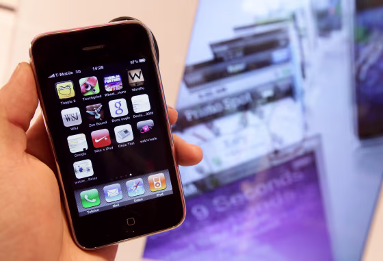 Image: (FILE PHOTO) Nokia File Lawsuit Against Apple