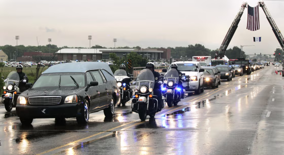Image: Funeral procession for West Memphis police officers