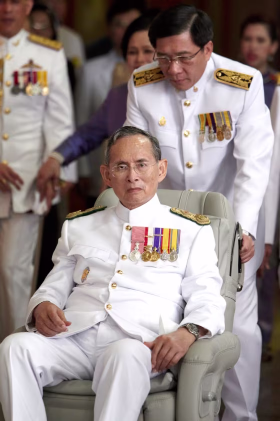 Image: Thai King Makes Appearance On Coronation Day