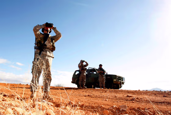 Image: National Guard patrols border