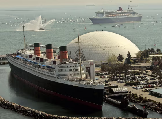 Image: Queen Mary 2