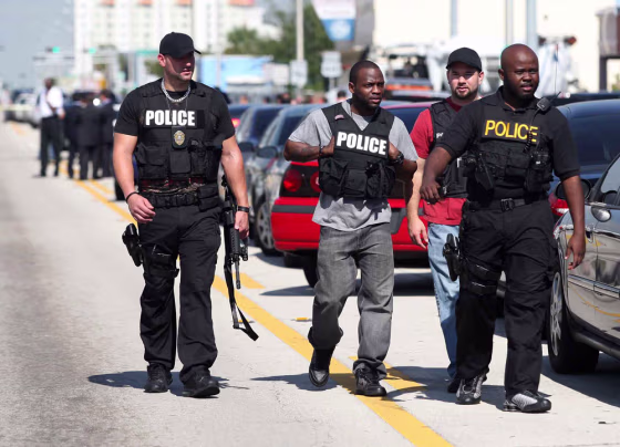 Image: Police at crime scene