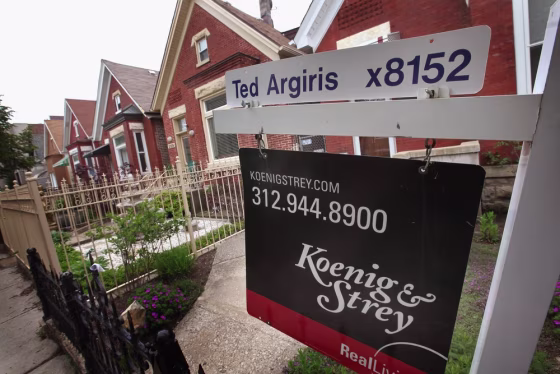 Image: Home Prices Drop To Lowest Level Since 2006
