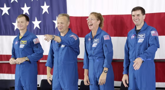Image: Atlantis crew