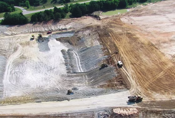 Image: Sand mine in Texas