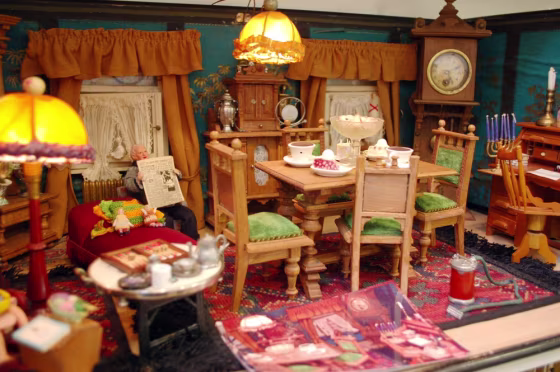 Image: A 158-year-old doll house&nbsp;owned by German-Jewish family and a hidden away during World War II that is part of new exhibit at the&nbsp;Holocaust and Intolerance Museum of New Mexico.