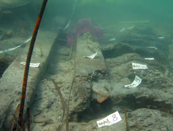 A Roman shipwreck, dating to the third century AD, has revealed signs of smuggling.