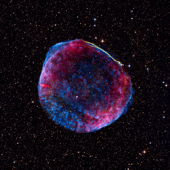 A composite image of the SN 1006 supernova remnant, which is located about 7,100 light-years from Earth.