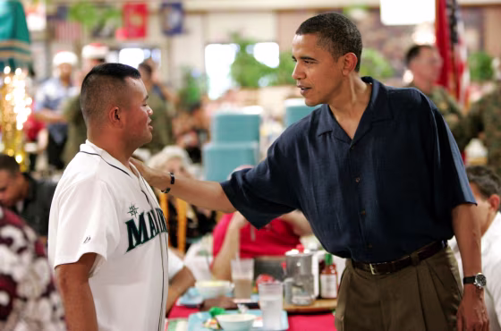 Image: US President-elect Barack Obama meets with US Marines on Christmas day at Kaneohe Marine Corps Base Hawaii in Kailua