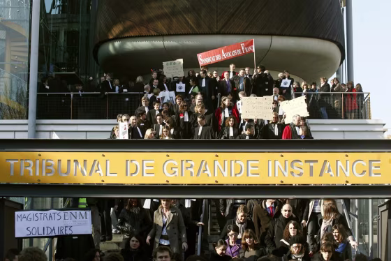Image: French magistrates, mawyers and police o