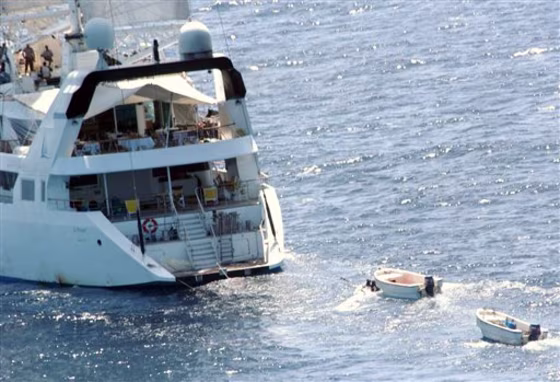 FRANCE SOMALIA PIRATE ATTACK