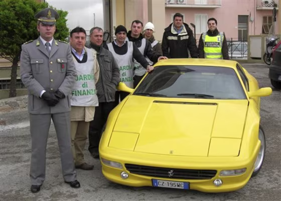 ITALY FAKE FERRARIS