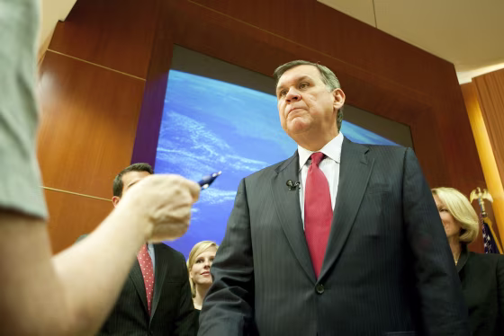 Sen. Mel Martinez (R-FL) Announces His Resignation
