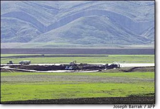 Iraqi Kurds in recent weeks have restored airstrips no longer under Saddam Hussein's control for use by elite U.S. forces in northern Iraq.