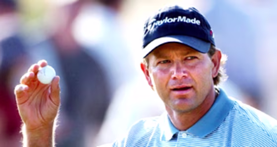 South African Retief Goosen remains in position to win the 105th U.S. Open at Pinehurst No. 2 after two rounds. 
