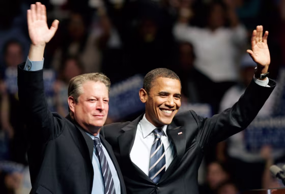 Image: Barack Obama and former U.S. Vice President Al Gore