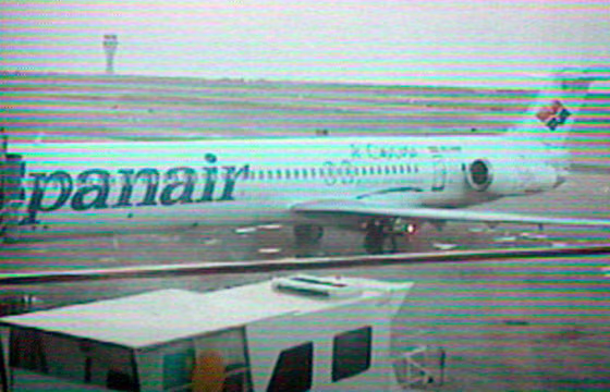 A Spanair plane makes an emergency landing in Malaga due to technical problems