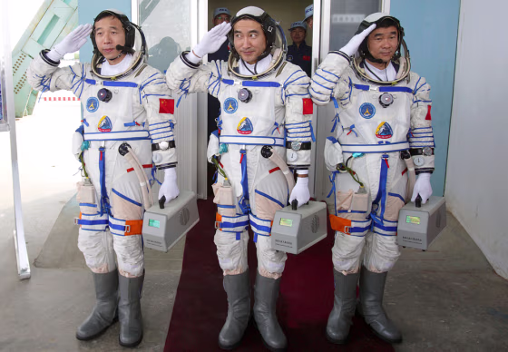 Image: Chinese astronauts before a launch drill at the Jiuquan Satellite Launch Center