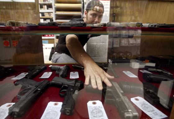 Image: Gun shop