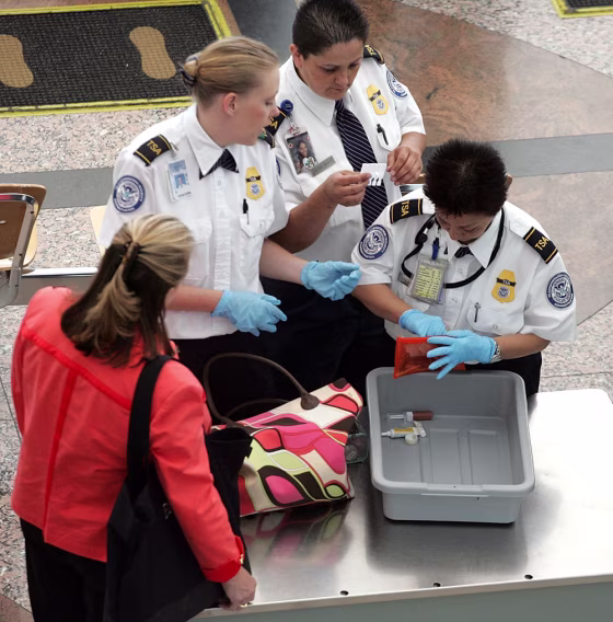 Image: airport screeners
