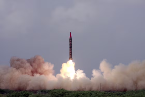 Image: A Hatf-VI (Shaheen-II) missile takes off during a test flight in Pakistan