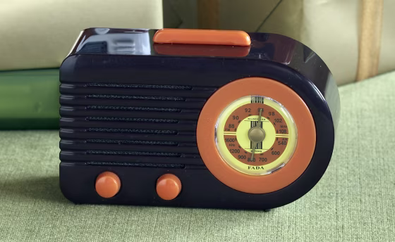 Image: \"Almost Vintage Miniature Radio, Bullet\"