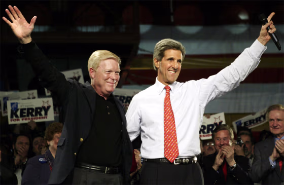 DEMOCRATIC PRESIDENTIAL CANDIDATE JOHN KERRY ENDORSED BY GEPHARDT