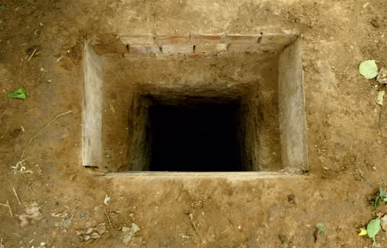 Saddam Hiding Place