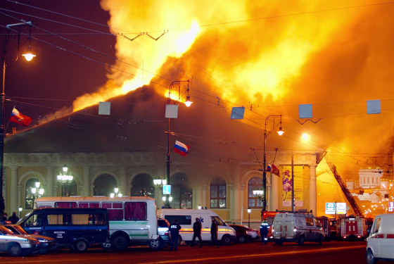Fire races through the Manezh, an exhibition hall&nbsp;off Moscow's Red Square, Sunday night.