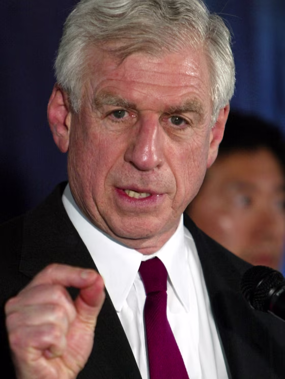 U.S. ENVOY TO SUDAN JOHN DANFORTH BRIEFS JOURNALISTS ON TALKS BETWEEN SUDANESE GOVERNMENT AND MAIN REBEL GROUP IN NAIVASHA