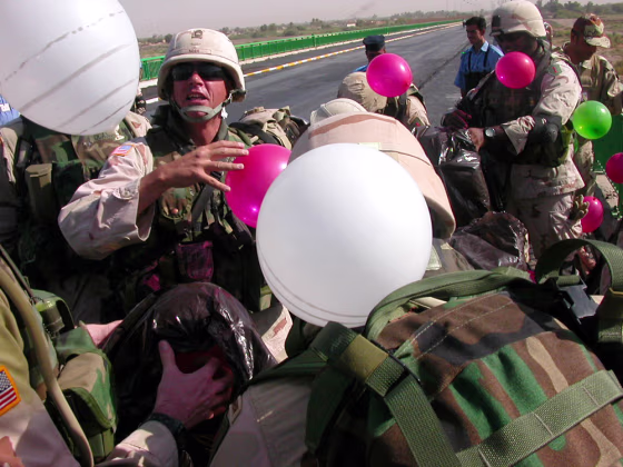 American soldiers&nbsp;release balloons to mark the opening of the Tikrit Bridge on Wednesday.