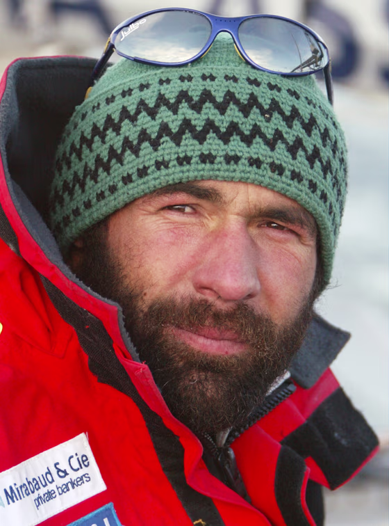Mike Horn becomes the first person to circumnavigate the Arctic Circle without motorized transport, ending a journey that lasted two years and three months.