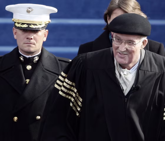 Chief Justice William Rehnquist arrives for the swearing-in ceremony&nbsp;of President Bush at the Capitol on Thursday.