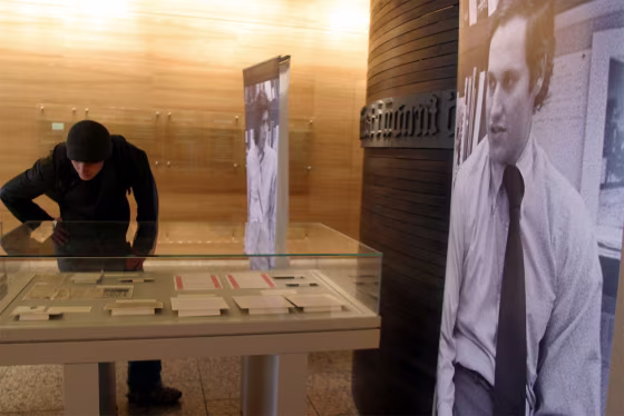 Woodward And Bernstein's Watergate Papers Go On Display