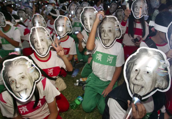 STUDENTS WEAR EINSTEIN MASK