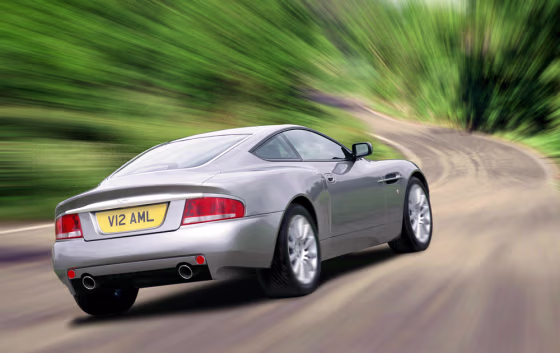 Aston Martin V12 Vanquish