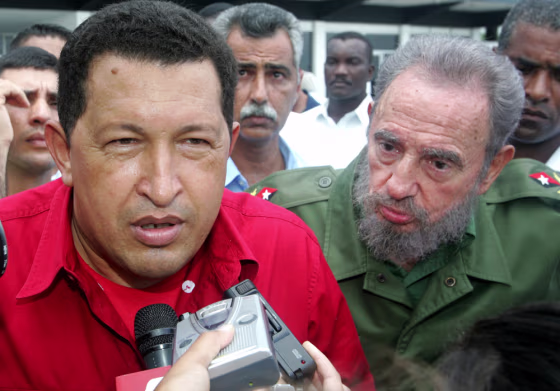 Cuban President Fidel Castro and his Venezuelan counterpart Hugo Chavez talk to media in Havana