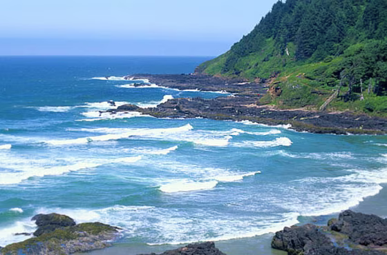 The Oregon coastline could become a source of energy if a proposal for a wave power plant takes off.