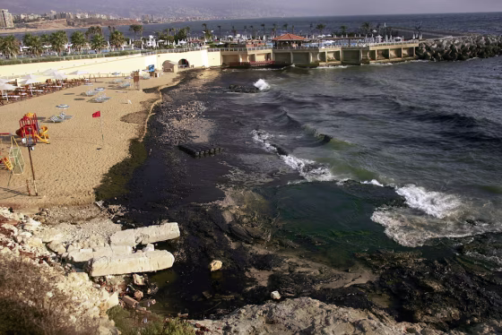 Massive Oil Spill Covers Lebanese Coast Line