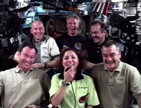 Michael Lopez-Alegria, Anousheh Ansari, Mikhail tyurin, Jeffrey Williams, Thomas Reiter, Pavel Vinogradov