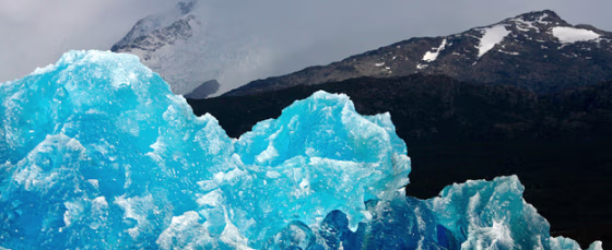 A mass of ice broken off the Upsala glacier floats on the waters of Lago Argentino in the Parque Nacional Los Glaciares