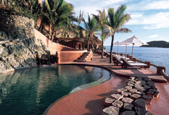 Enjoy the spectacular view of Zihuatanejo Bay at La Casa Que Canta, Zihuatanejo. Get a preview by watching Meg Ryan and Andy Garcia enjoying the resort’s infinity pool in '.