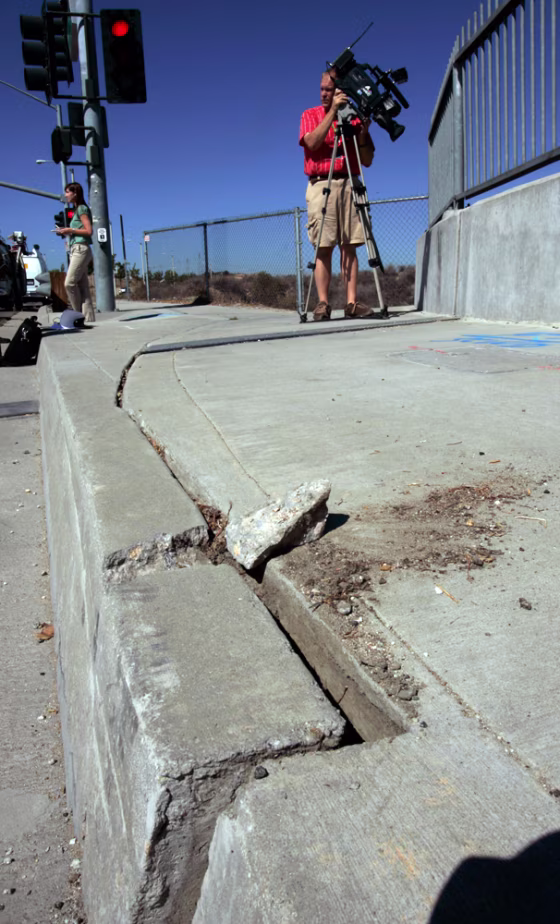 The&nbsp;earthquake&nbsp;damaged California's&nbsp;Whites Canyon bridge.