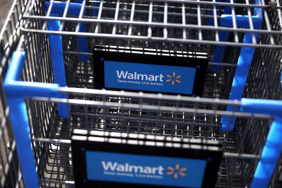 Wal-Mart will allow shoppers to trade in used videogames in a major challenge to retailers like GameStop.