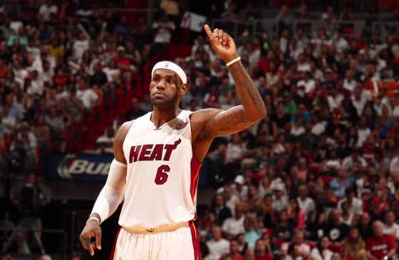 Image: Houston Rockets vs Miami Heat