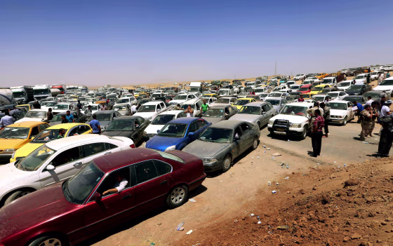 Image: Iraqi families fleeing violence