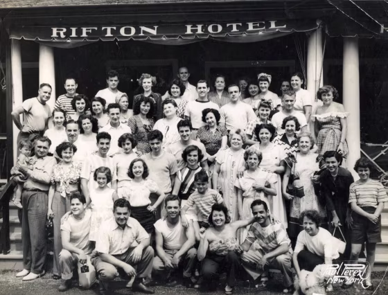 Image: Rifton Hotel