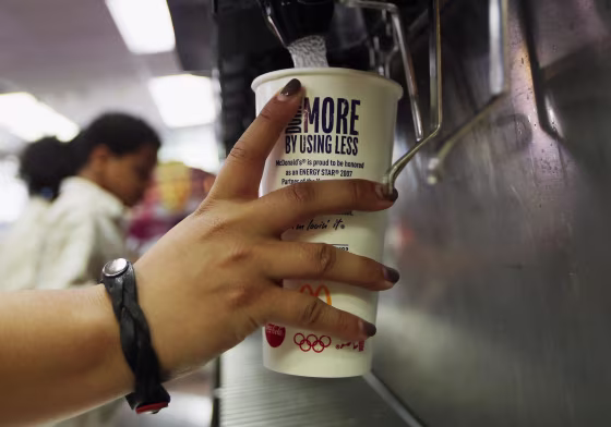 Israeli Study Links Artificial Sweeteners to Weight Gain