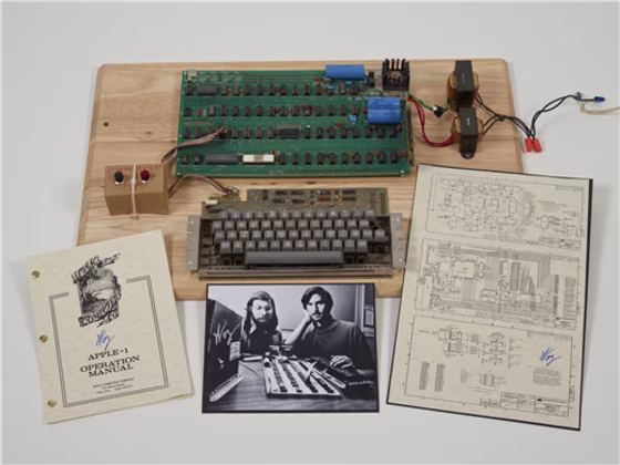 Image: Apple-1 computer