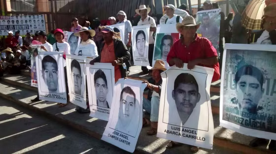 Image: Protest over 43 Mexican missing students